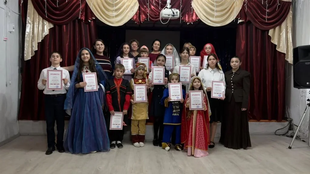 В Кизляре прошёл конкурс чтецов на родных языках