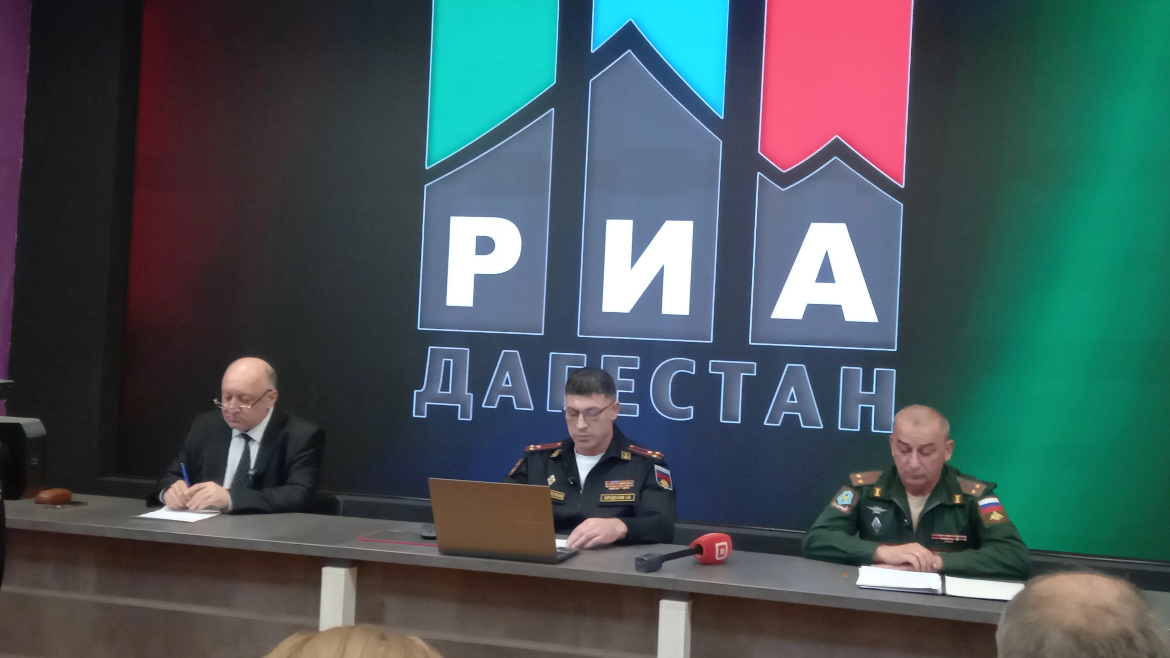 Брифинг военного комиссара Республики Дагестан Абдурахмана Мурадханова