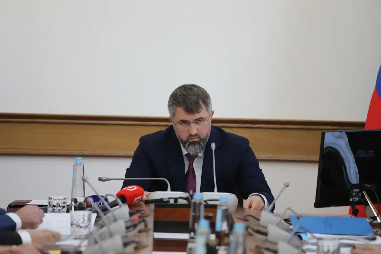 От обращений граждан до подготовки к зиме: что обсудили на заседании правительства Дагестана