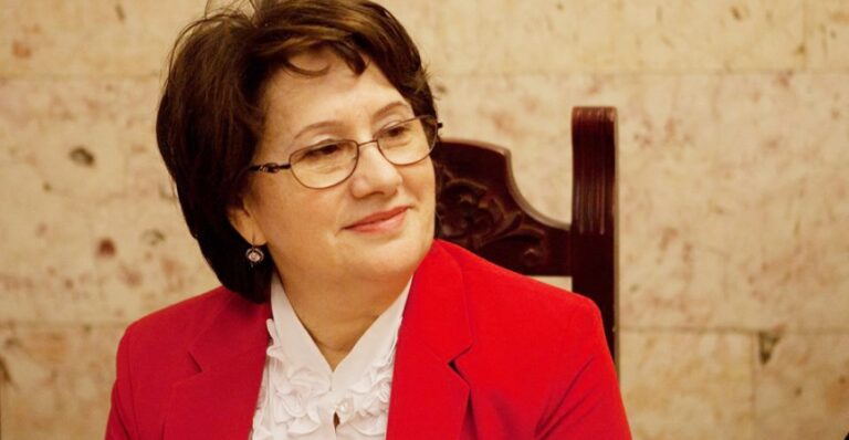 Бурлият Токболатова: "Проявлением откровенного неуважения стоит охарактеризовать произошедшее на презентации проекта по обращению с ТКО"