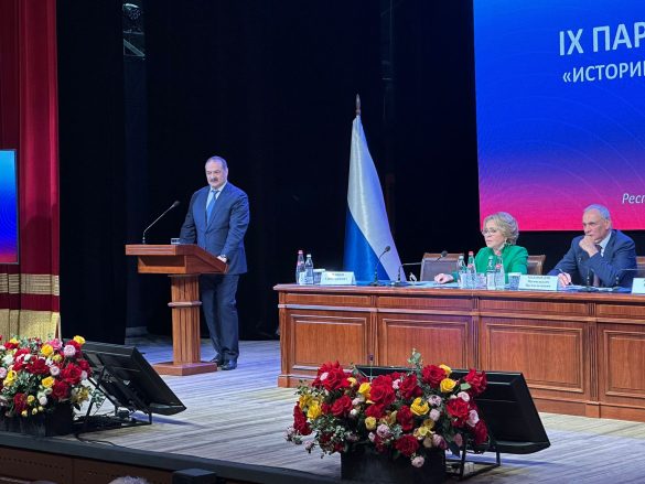 Глава Дагестана отметил важность проведения IX Парламентского форума «Историко-культурное наследие России» для Кавказа
