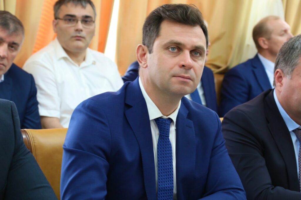 Дагестан планирует до конца года восстановить 27 социальных и 32 инфраструктурных объекта на территории подшефного Михайловского района